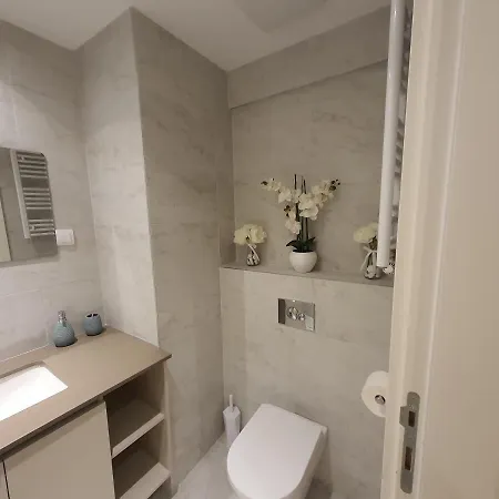 Waterfront Lux Apartment *